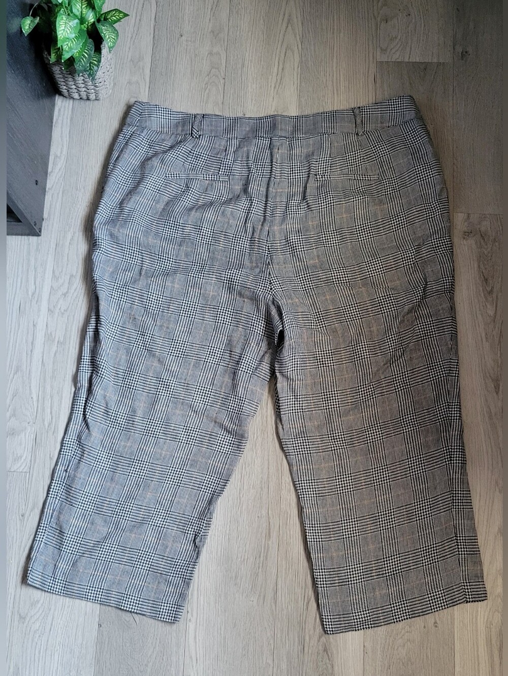 Veronica Beard Gemini Linen Blend Houndstooth Plaid Crop Pant in Navy Multi, 26 - Picture 12 of 16